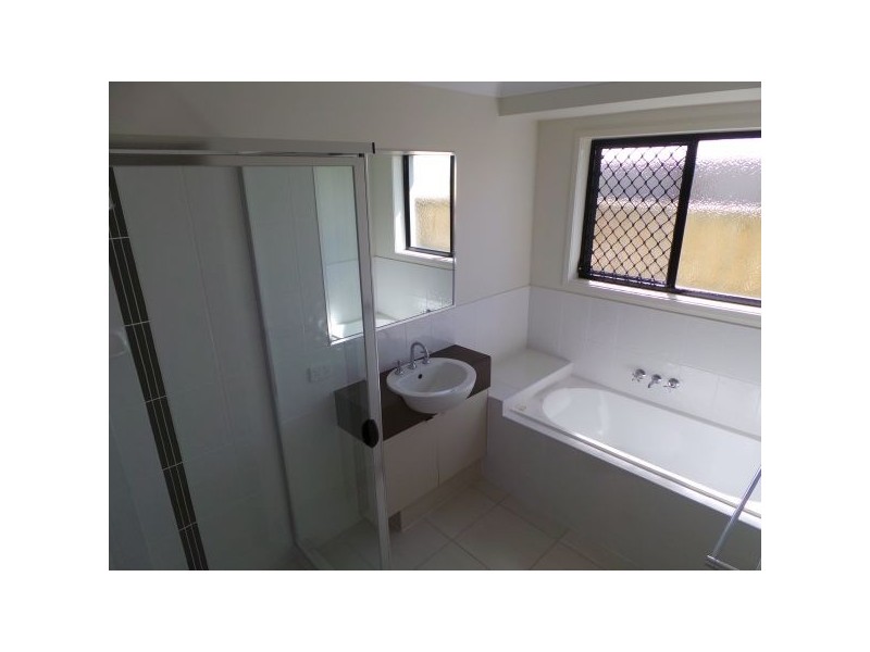 24 Esperance Avenue, Blacks Beach QLD 4740