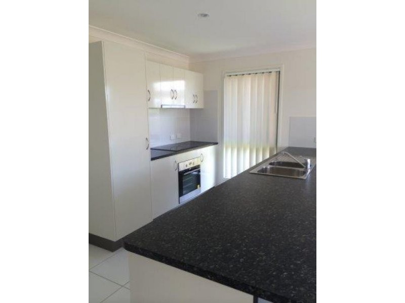 46 Donovan Street, Blacks Beach QLD 4740
