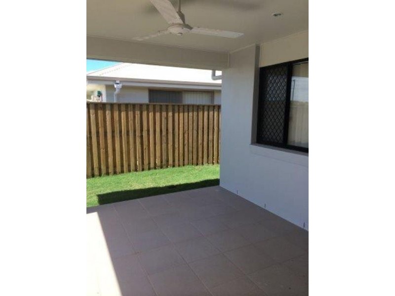 46 Donovan Street, Blacks Beach QLD 4740