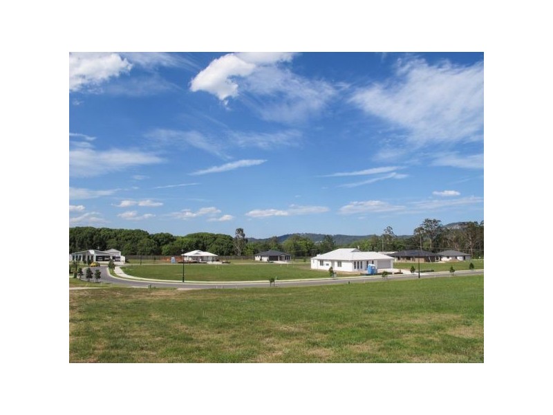 21 Retreat Crescent, Yandina QLD 4561