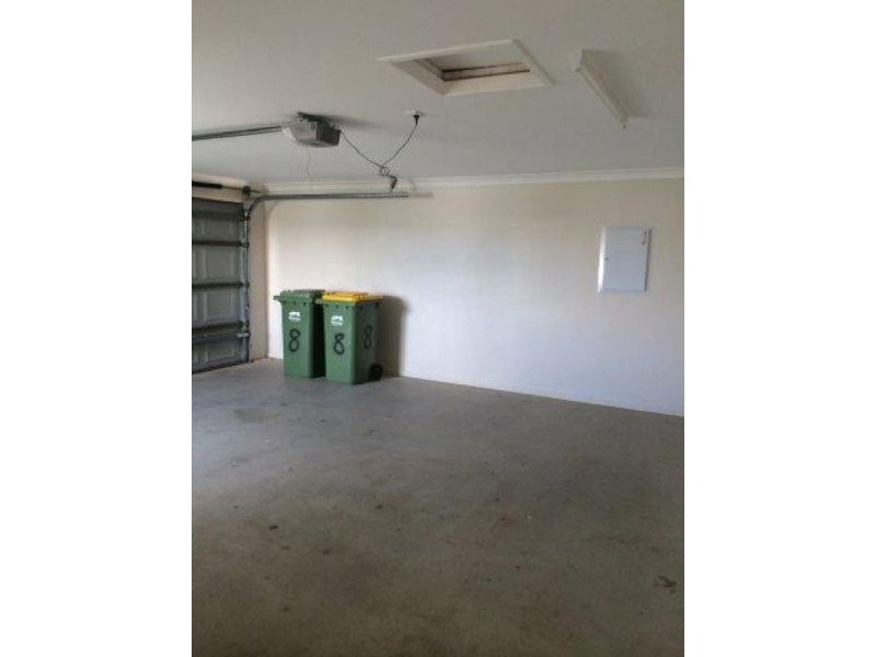 8 Trinity Parade, Blacks Beach QLD 4740