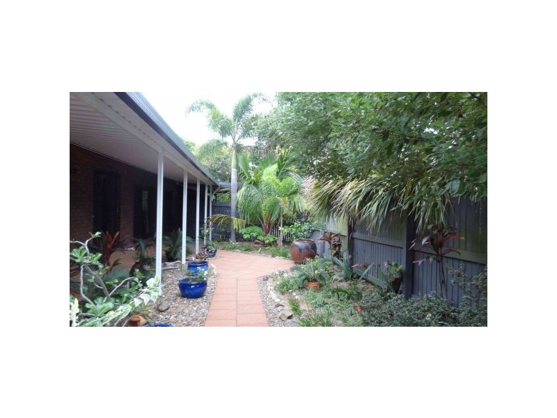 2 Williams Avenue, Bucasia QLD 4750