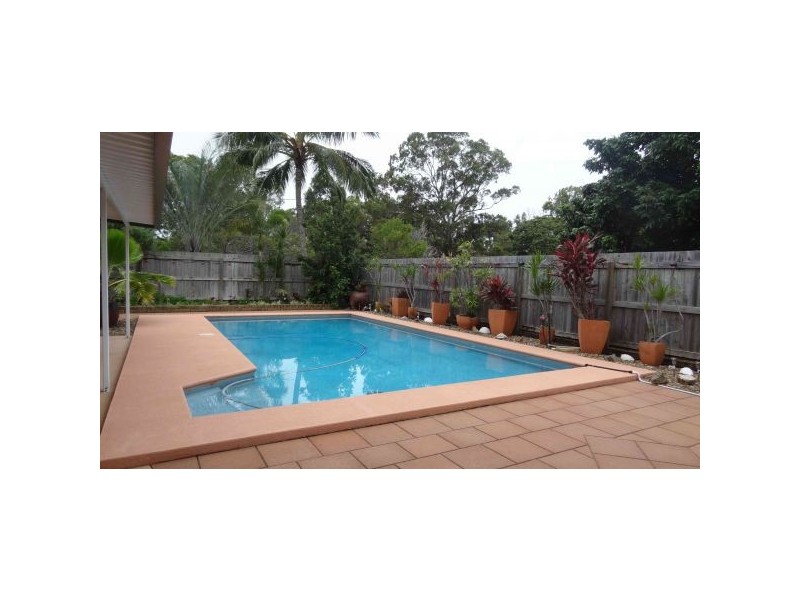 2 Williams Avenue, Bucasia QLD 4750
