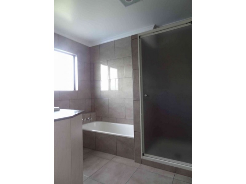 7 The Crescent, North Mackay QLD 4740