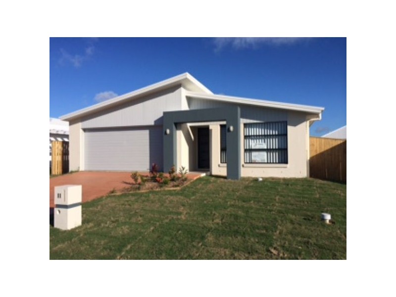 11 Esperance Avenue, Blacks Beach QLD 4740