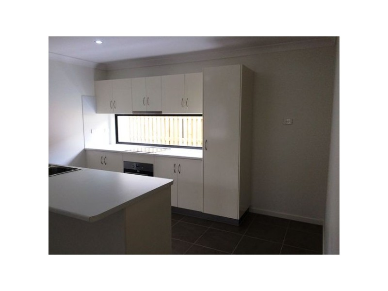 11 Esperance Avenue, Blacks Beach QLD 4740