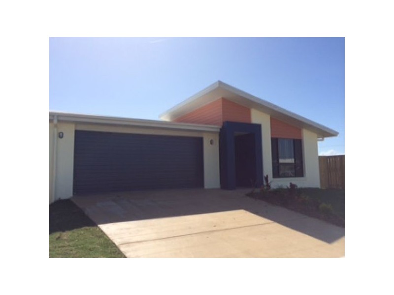 12 Esperance Avenue, Blacks Beach QLD 4740