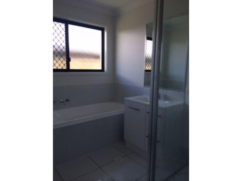 12 Esperance Avenue, Blacks Beach QLD 4740