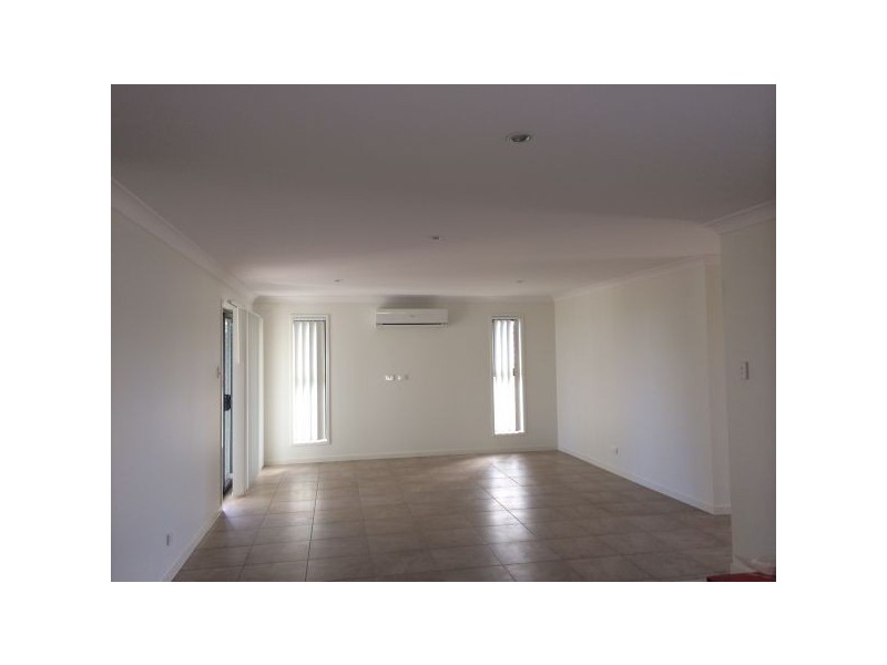 11 Henley Close, Blacks Beach QLD 4740