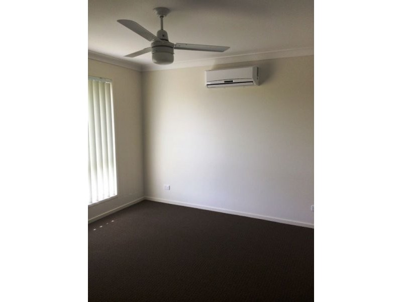 16 Henley Close, Blacks Beach QLD 4740