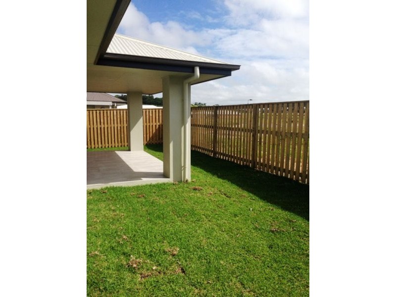 26 Esperance Avenue, Blacks Beach QLD 4740