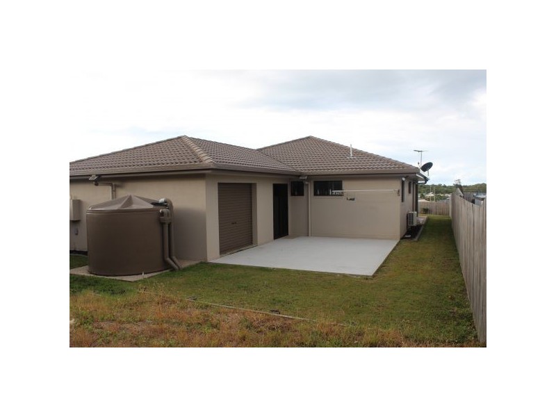 15 Highcrest Court, Bucasia QLD 4750