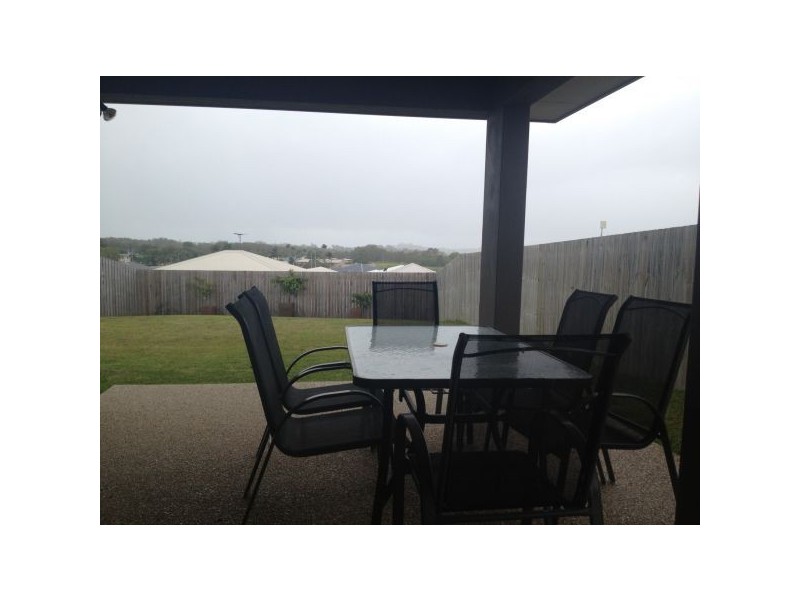 15 Highcrest Court, Bucasia QLD 4750