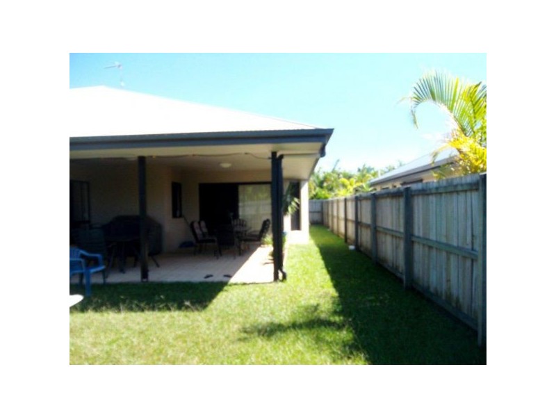 25 Pembroke  Cr., Sippy Downs QLD 4556
