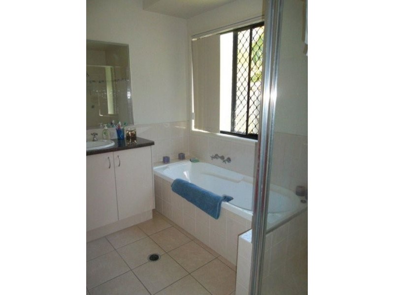 25 Pembroke  Cr., Sippy Downs QLD 4556