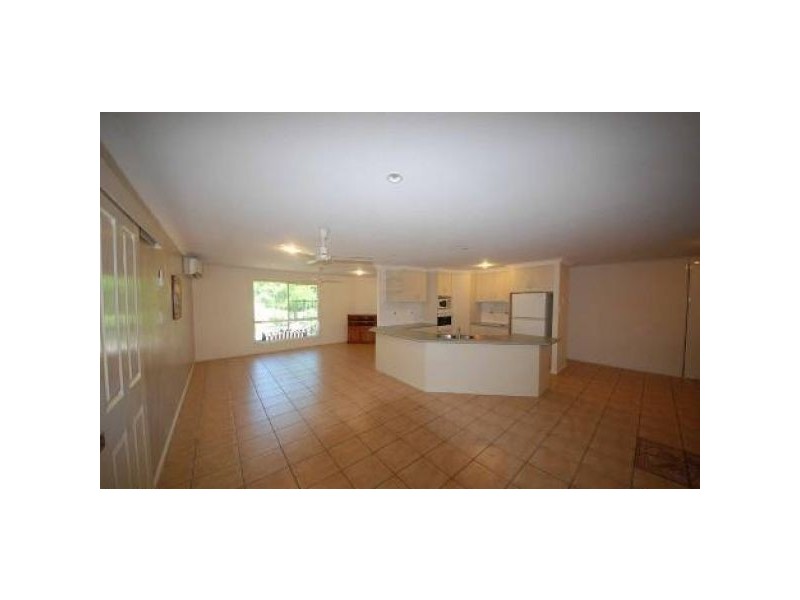 13 Starboard Circuit, Shoal Point QLD 4750