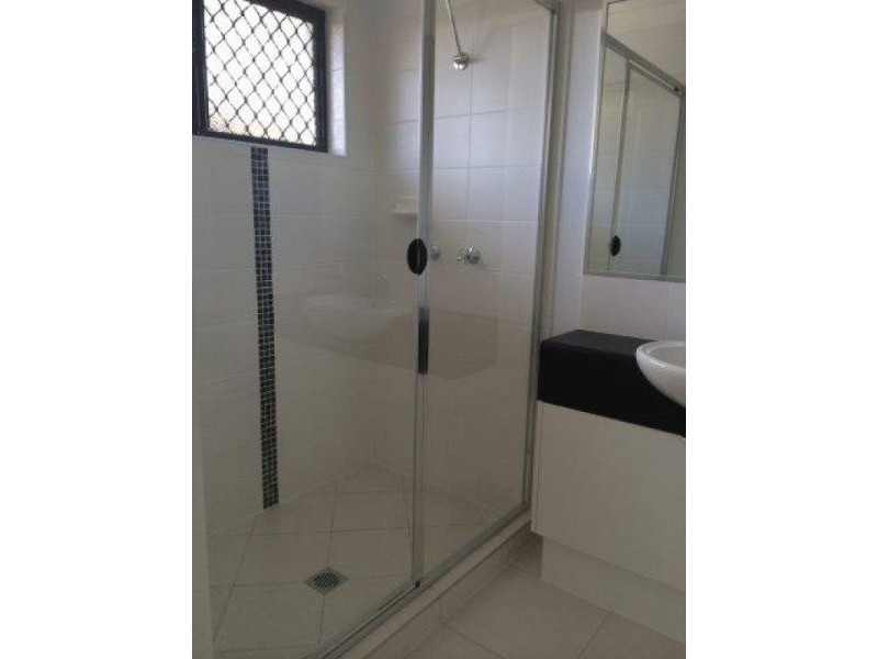 34 Newport Parade, Blacks Beach QLD 4740