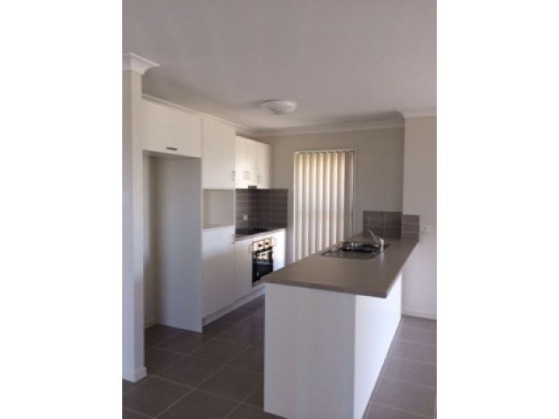 3 Henley Close, Blacks Beach QLD 4740