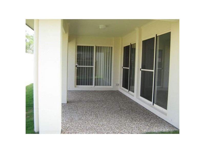 4 Rollins Street, Sippy Downs QLD 4556