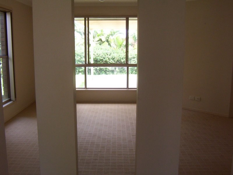 38 James Cook Drive, Sippy Downs QLD 4556