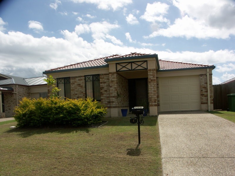 8 Burke Close, Sippy Downs QLD 4556