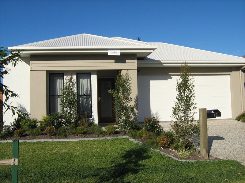 19 Peppermint Crescent, Sippy Downs QLD 4556