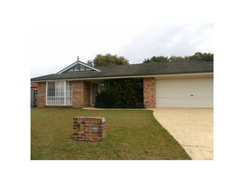 8 Oxford Close, Sippy Downs QLD 4556