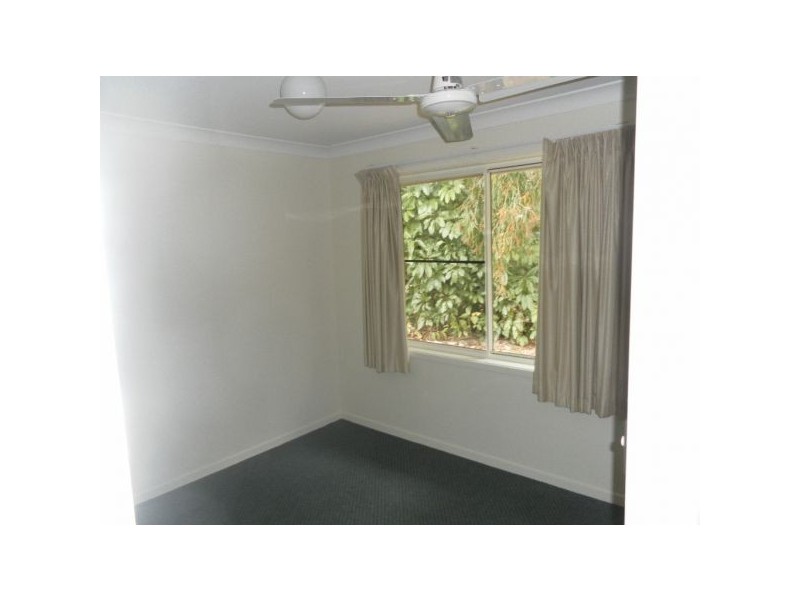 8 Oxford Close, Sippy Downs QLD 4556