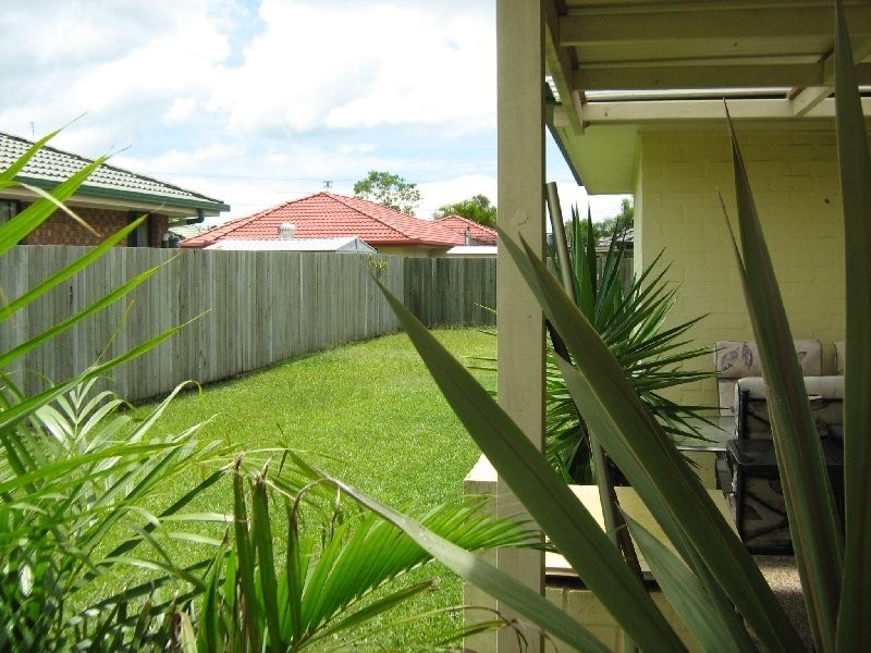 4 Bronte Court, Sippy Downs QLD 4556