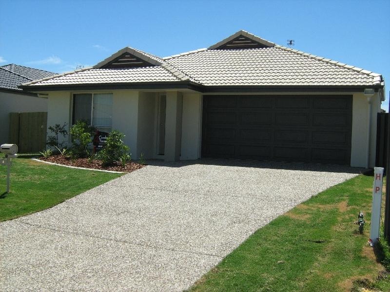 4 Rollins St, Sippy Downs QLD 4556