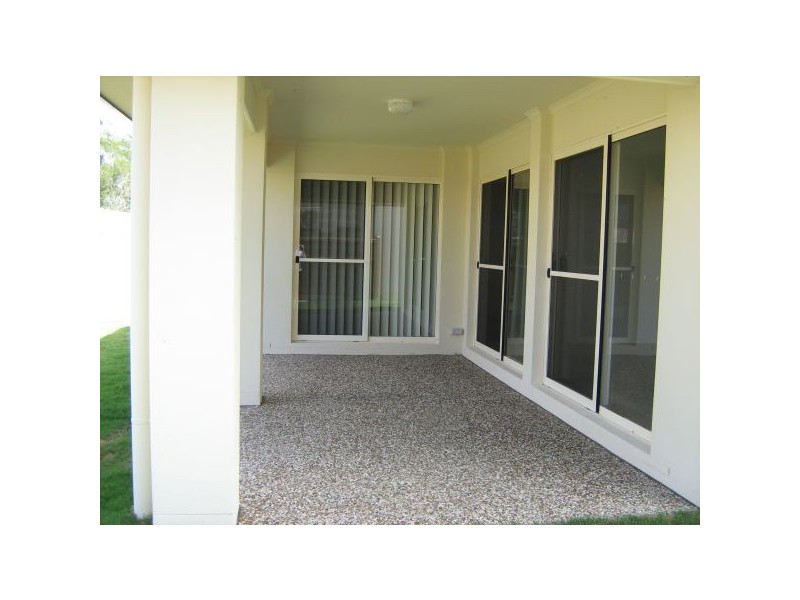 4 Rollins St, Sippy Downs QLD 4556