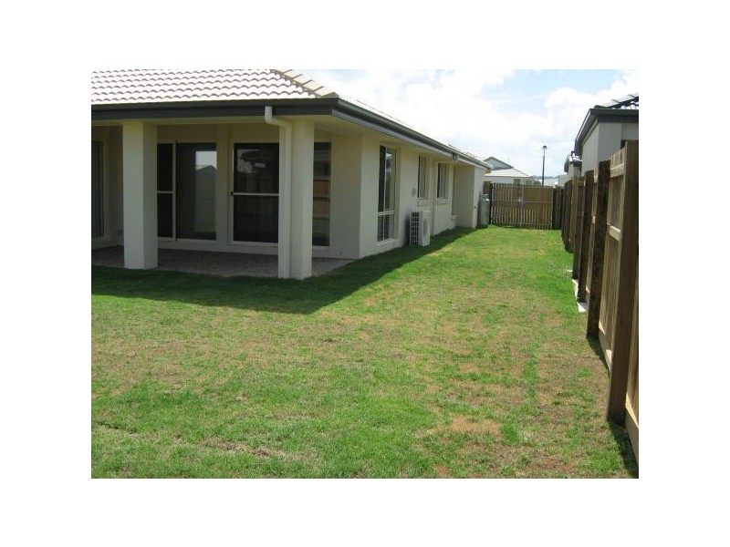 4 Rollins St, Sippy Downs QLD 4556