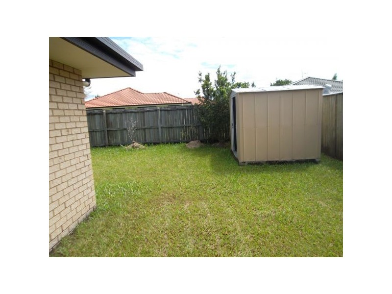 42 Bernheid Cresent, Sippy Downs QLD 4556