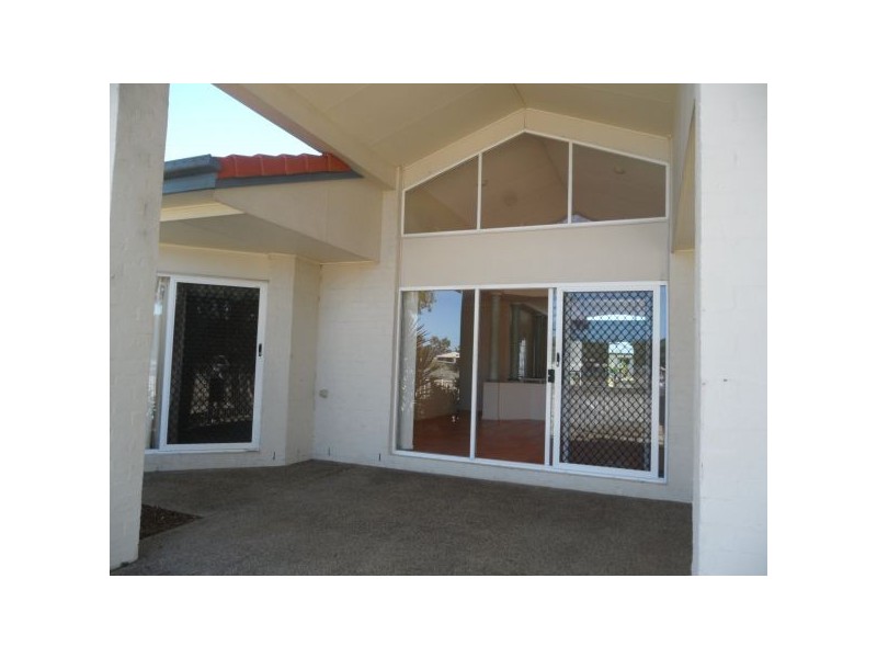 4 Northlake Crescent, Sippy Downs QLD 4556