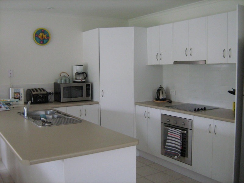 190 Karawatha Drive, Mountain Creek QLD 4557