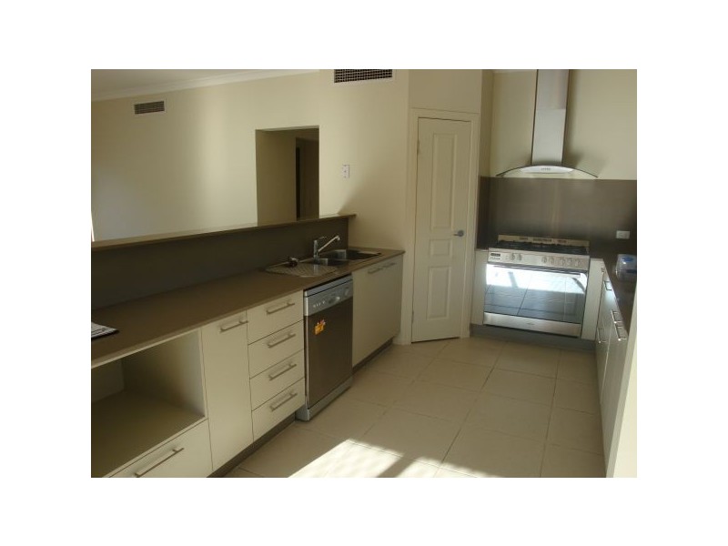 10 Creekside Drive, Sippy Downs QLD 4556