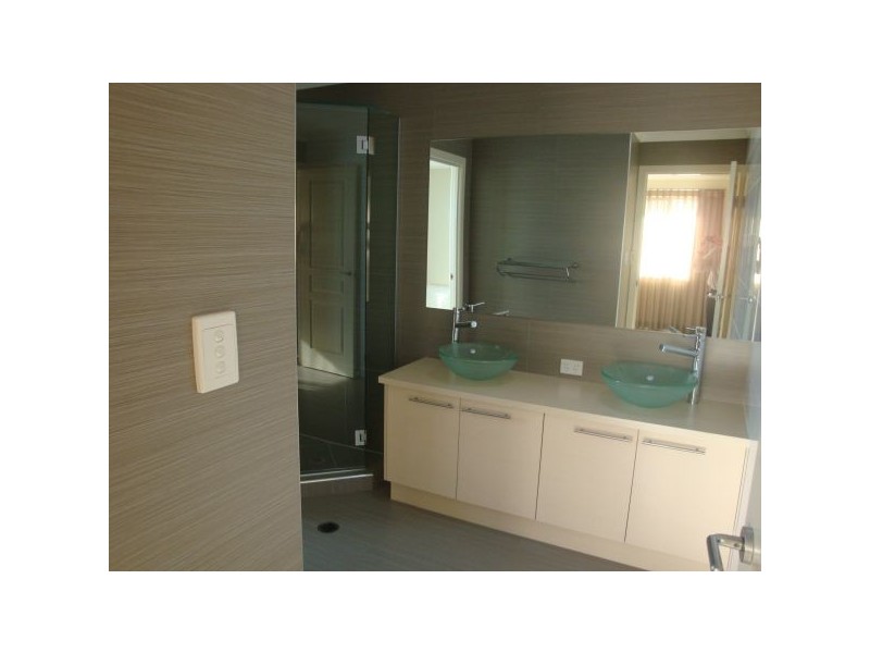 10 Creekside Drive, Sippy Downs QLD 4556