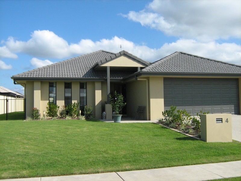 4 Coltrane Street, Sippy Downs QLD 4556