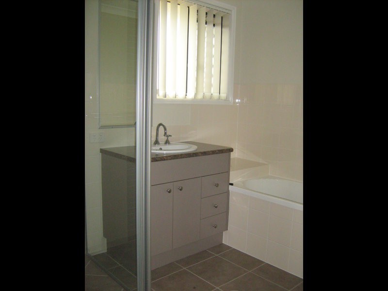 1 Red Cedar Street, Sippy Downs QLD 4556