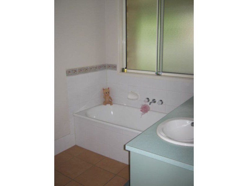 12 Oxford Place, Sippy Downs QLD 4556