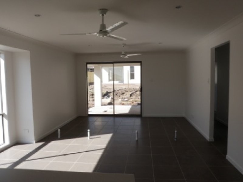 12 Osmanthus Close, Mountain Creek QLD 4557