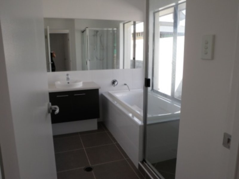 12 Osmanthus Close, Mountain Creek QLD 4557