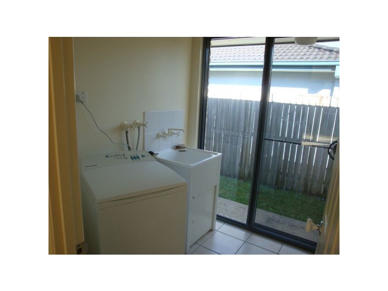1 Constance Lane, Sippy Downs QLD 4556