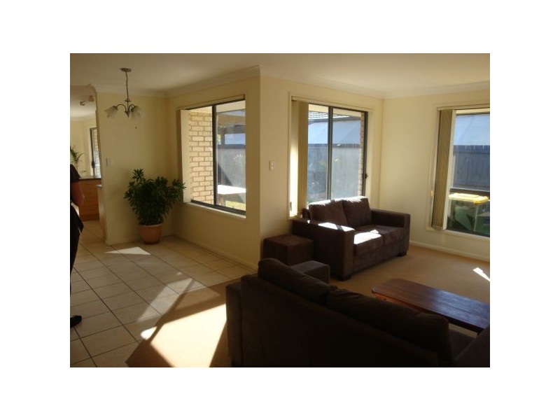 1 Constance Lane, Sippy Downs QLD 4556