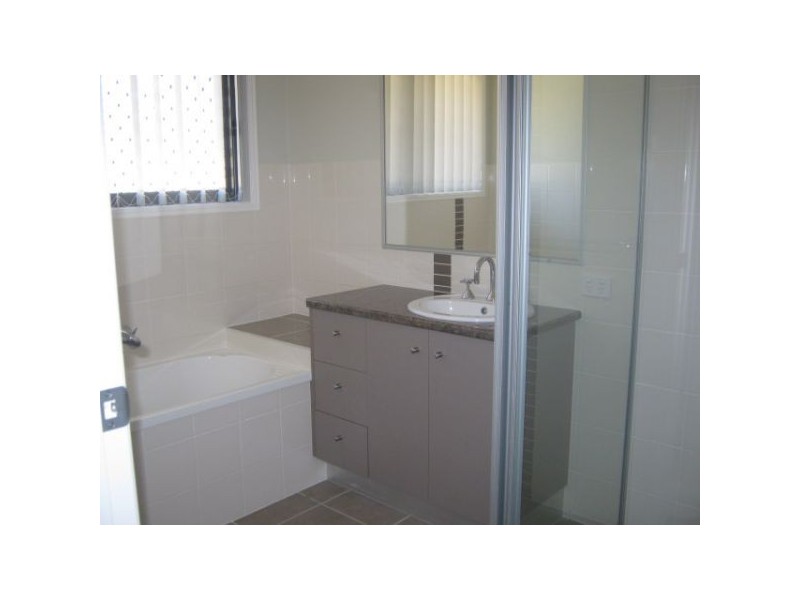 27 Wisteria Crescent, Sippy Downs QLD 4556