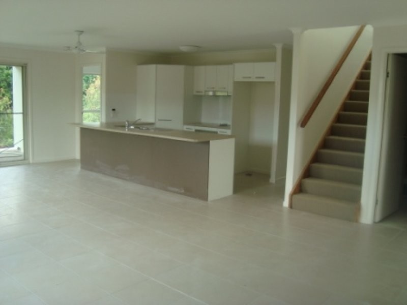 14 Anticipation Close, Nambour QLD 4560