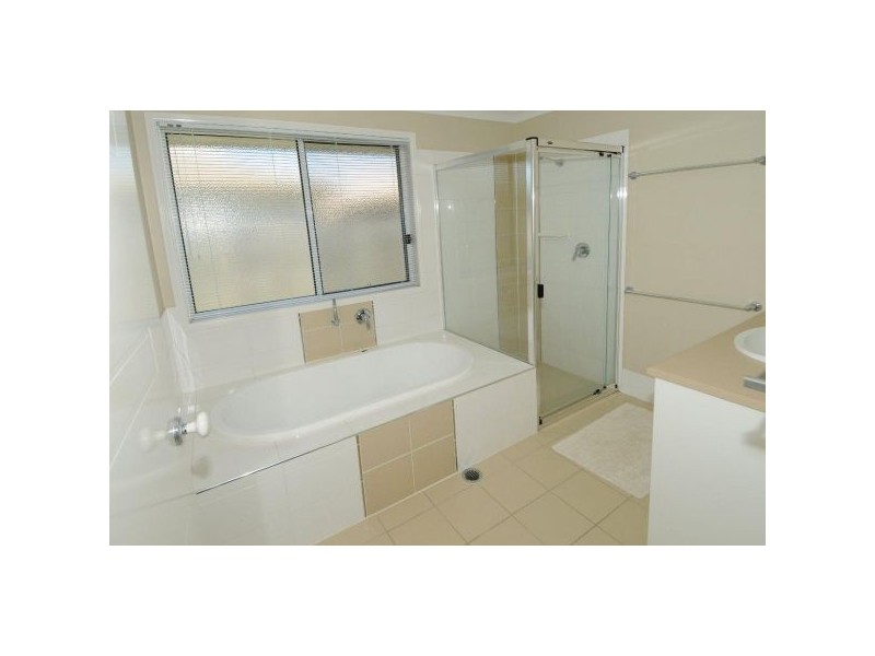 14 Alpinia Street, Sippy Downs QLD 4556