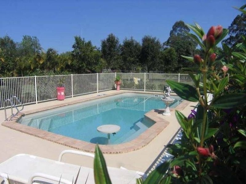 6 Forsyth Place, Mooloolah Valley QLD 4553