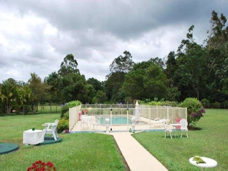 6 Forsyth Place, Mooloolah Valley QLD 4553