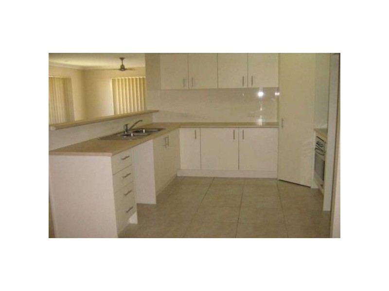 16 Tolman Street, Sippy Downs QLD 4556